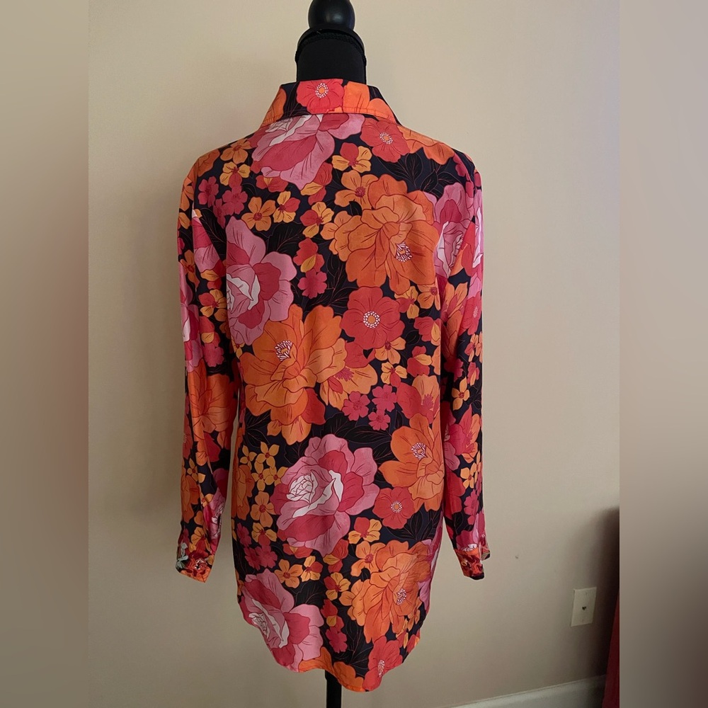 Like New Johnny Was Workshop Becca Button Down Shirt size S 100% Silk. - Picture 2 of 9